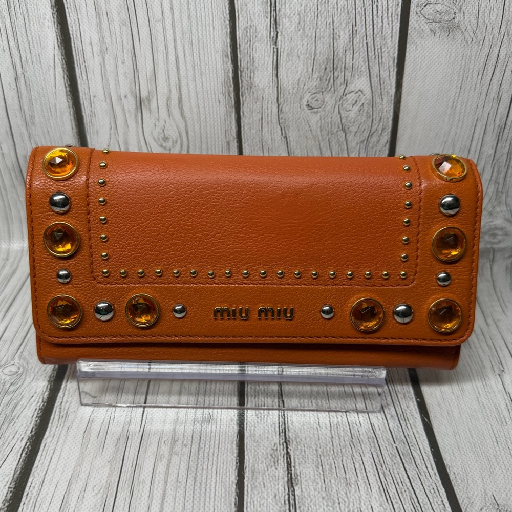 PRE LOVED Miu Miu Leather Continental Wallet